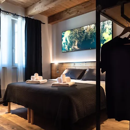 Sleep 'n' Ride Hotel